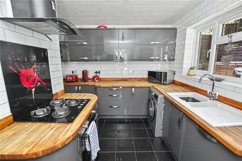 3 bedroom bungalow for sale, Midhurst Hill, Bexleyheath, Kent, DA6