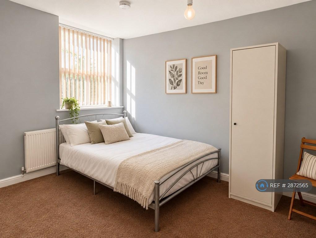 House in Sheffield, Firth Park, South Yorkshire - View 2