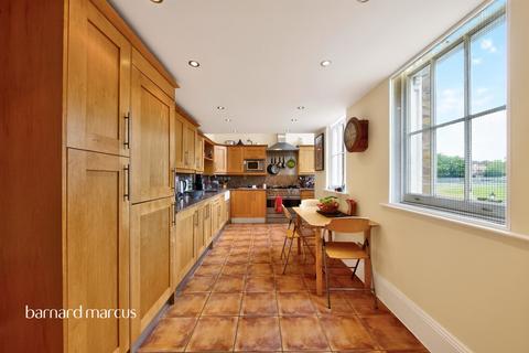 undefined, Royal Drive, London