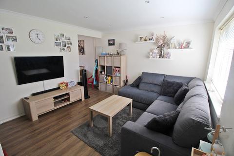 2 bedroom end of terrace house for sale, Pheasant Walk, Flitwick