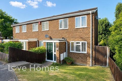 2 bedroom end of terrace house for sale, Pheasant Walk, Flitwick