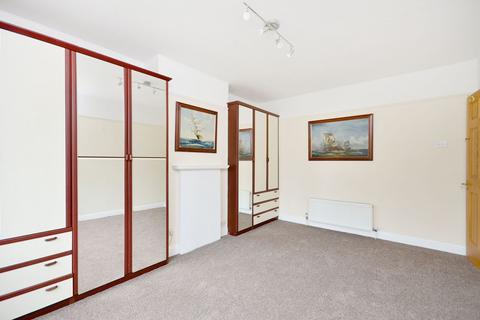 3 bedroom house for sale, Wyresdale Crescent, Perivale, Greenford, UB6