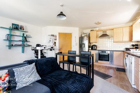 2 bedroom apartment for sale, Brook Square, LONDON SE18
