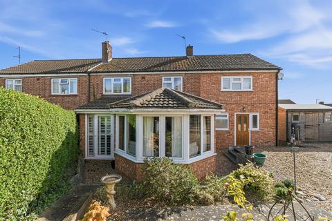 4 bedroom end of terrace house for sale, Glen Crescent, Stamford