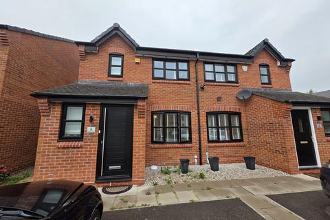 3 bed semi-detached house for rent in Beret Close, Stockport, SK3
