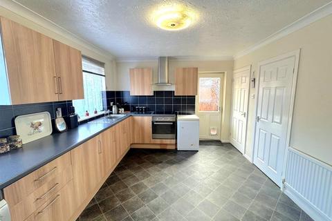 2 bedroom semi-detached house for sale, Middle Road, Whaplode