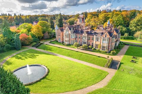 4 bedroom duplex for sale, Wyfold Court, Kingwood, Henley-on-Thames, Oxfordshire, RG9
