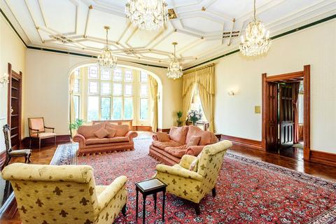 4 bedroom duplex for sale, Wyfold Court, Kingwood, Henley-on-Thames, Oxfordshire, RG9