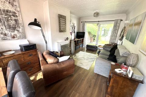 3 bedroom semi-detached house for sale, Gainsborough Drive, Cheadle