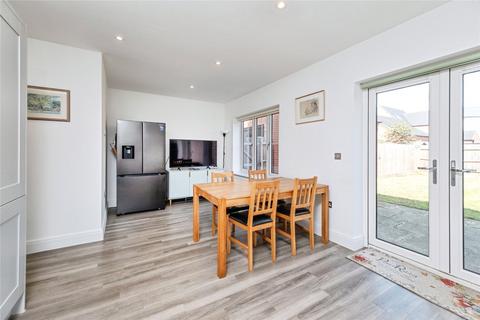 4 bedroom detached house for sale, Buxton Close, Bicester, Oxfordshire, OX26