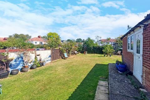 4 bedroom semi-detached house for sale, Harrow, Middlesex HA1