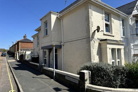 undefined, well Street, Isle Of Wight, PO33