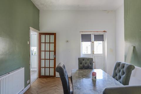2 bedroom terraced house for sale, Daisy Bank, Manchester M40