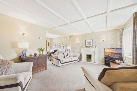 4 bedroom detached house for sale, Glanton Close, Wardley, NE10
