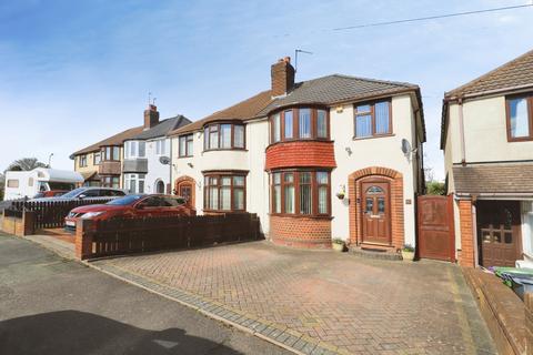 Semi-detached house - Willow Avenue, WOLVERHAMPTON, West Midlands, WV11