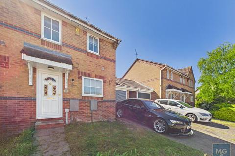 2 bedroom terraced house for sale, Emsworth Close, Bury St. Edmunds IP32