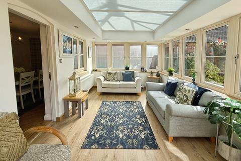 3 bedroom end of terrace house for sale, Arleston Manor Mews, Telford TF1
