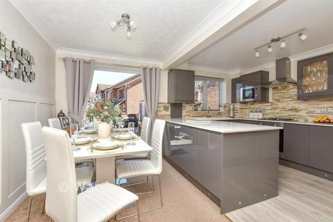 3 bedroom detached house for sale, Mills Close, Sheerness ME12