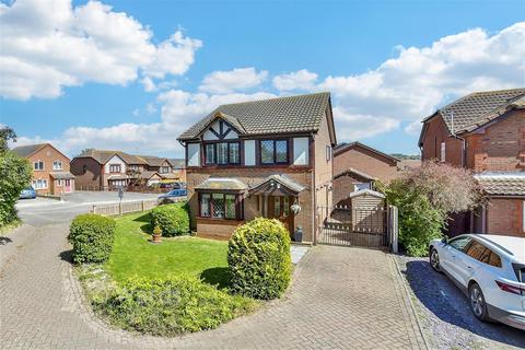 3 bedroom detached house for sale, Mills Close, Sheerness ME12