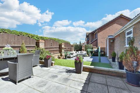 3 bedroom detached house for sale, Mills Close, Sheerness ME12