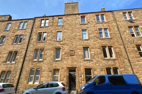 5 bedroom apartment to rent, Upper Grove Place, Edinburgh, EH3