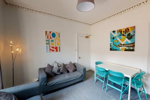 5 bedroom apartment to rent, Upper Grove Place, Edinburgh, EH3
