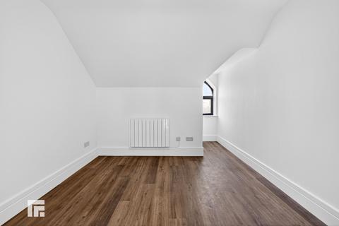 1 bedroom flat for sale, Columba House, Llandaff Road