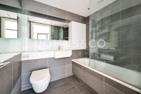 Studio for sale, Riverlight Quay, London, SW11