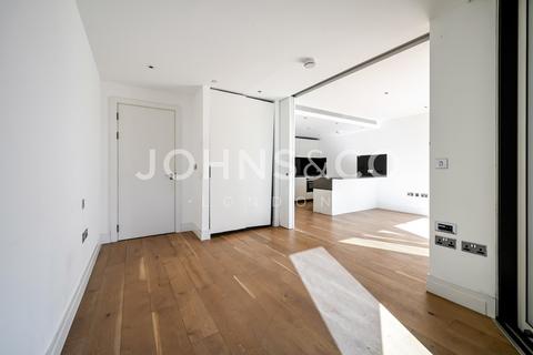 Studio for sale, Riverlight Quay, London, SW11