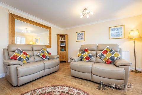 3 bedroom terraced house for sale, Whitehall Court, Radcliffe-On-Trent, Nottingham
