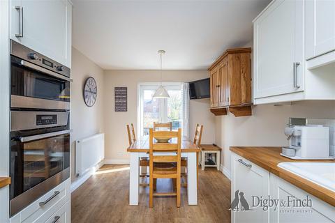 3 bedroom terraced house for sale, Whitehall Court, Radcliffe-On-Trent, Nottingham