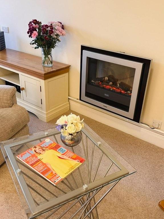 Living room, fireplace