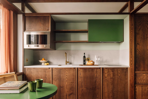 undefined, Brand New Studio Canary Wharf