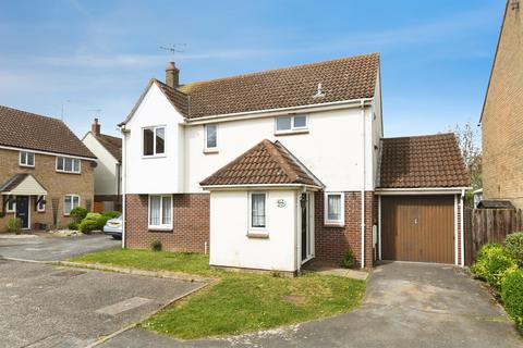 4 bedroom detached house for sale, Hopkins Mead, Chelmer Village, Chelmsford