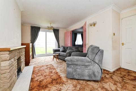 4 bedroom detached house for sale, Hopkins Mead, Chelmer Village, Chelmsford