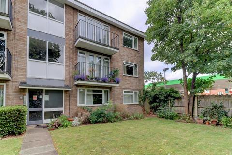 1 bedroom apartment to rent, Cliffe Court, Rugby Road, Leamington Spa, CV32 6DW