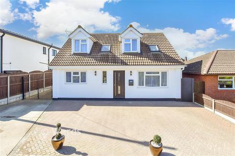 4 bedroom detached house for sale, Bartlett Drive, Whitstable, Kent