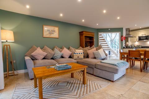 4 bedroom detached house for sale, St. Austell PL26
