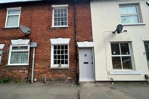 2 bedroom house to rent, Waterside, CHESHAM