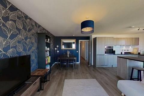 3 bedroom flat to rent, Wintermill Square, Edinburgh, Midlothian, EH6