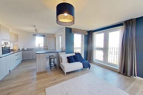 3 bedroom flat to rent, Wintermill Square, Edinburgh, Midlothian, EH6