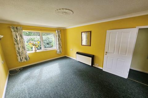 1 bedroom retirement property to rent, Broadstone