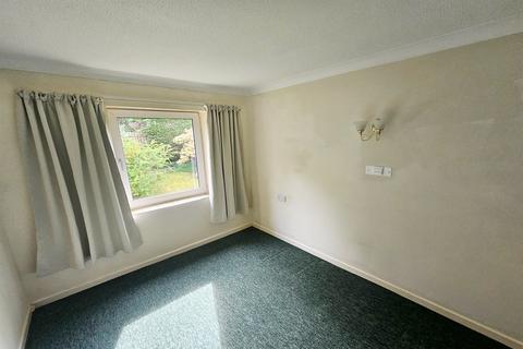 1 bedroom retirement property to rent, Broadstone