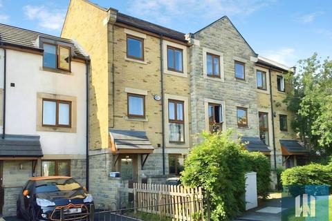 4 bed house for rent in Greenlea Court, Dalton, Huddersfield, HD5