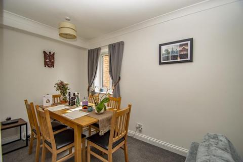 undefined, Queens Court, Oxfordshire RG8