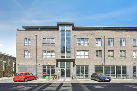2 bedroom apartment for sale, Fire Fly Avenue, Swindon