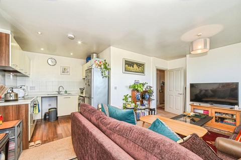 2 bedroom apartment for sale, Fire Fly Avenue, Swindon