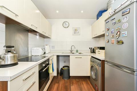 2 bedroom apartment for sale, Fire Fly Avenue, Swindon
