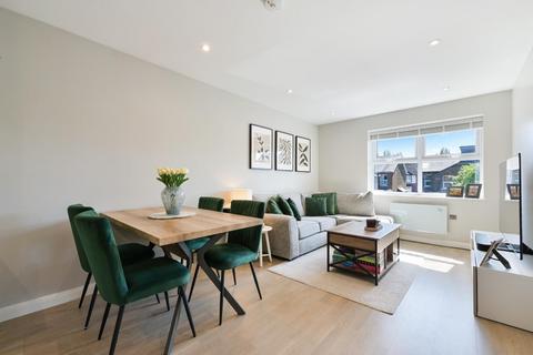 2 bedroom flat for sale, Miles Road Epsom