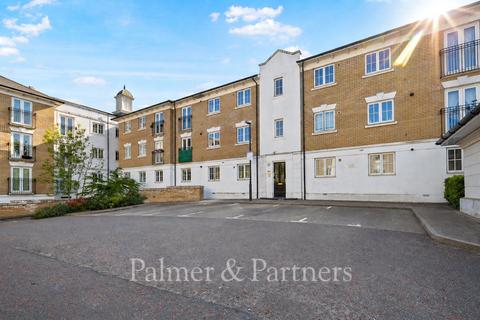2 bed flat/apartment for rent in George Williams Way, Colchester, Essex, CO1